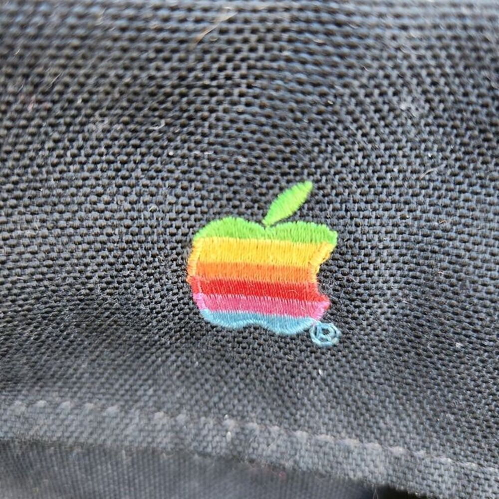Macintosh Laptop Bag Portfolio Carrying Case Crossbody Black Rainbow Apple Logo - Picture 2 of 10